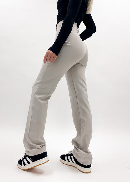 Straight leg pants met pressfold creamy grey (tall)