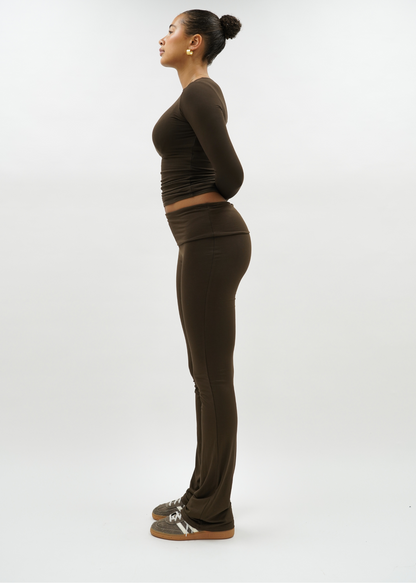 Fold-over flared pants chocolate brown (tall)