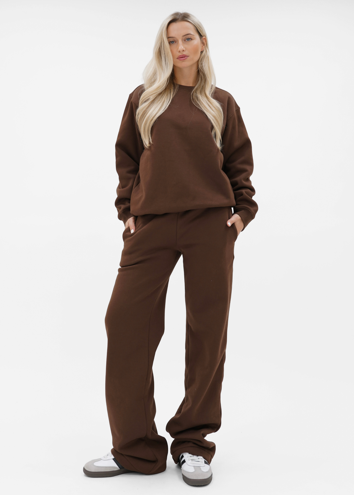 Low/mid waist jogger pants chocolate brown (tall)