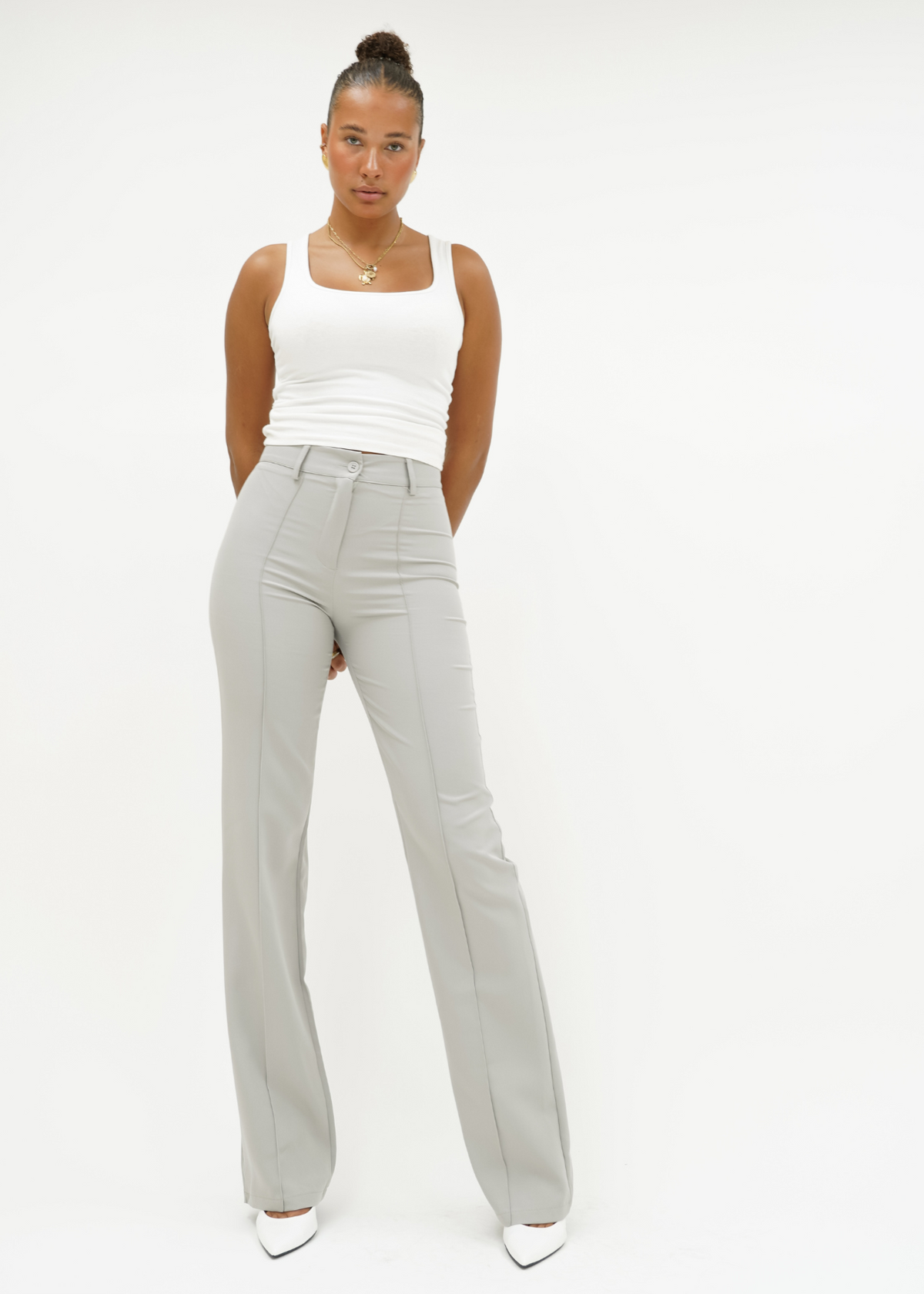 Straight leg pants met pressfold creamy grey (tall)