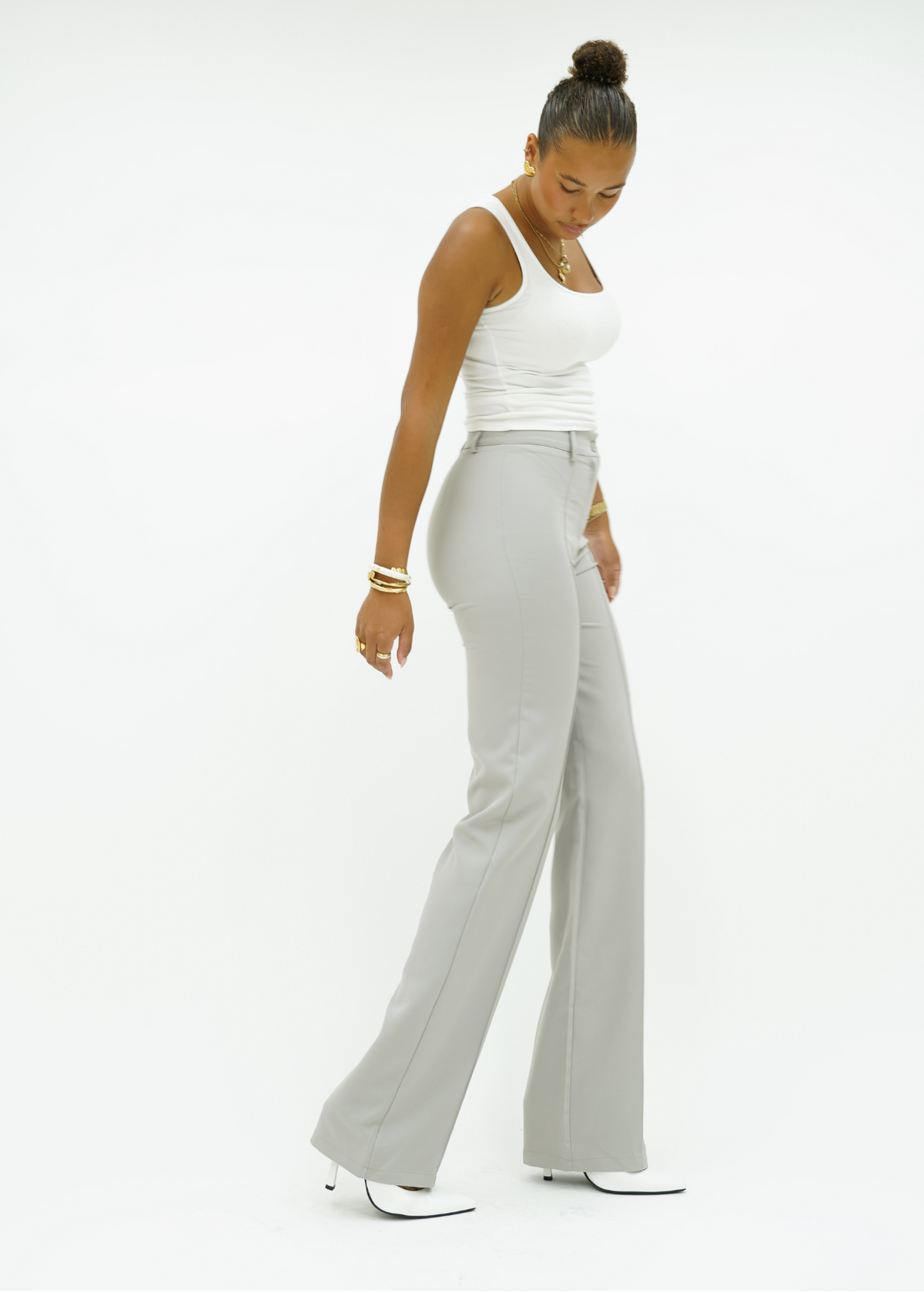 Straight leg pants met pressfold creamy grey (tall)