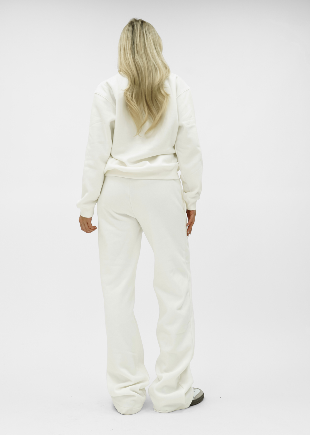 Basic sweater white (tall)